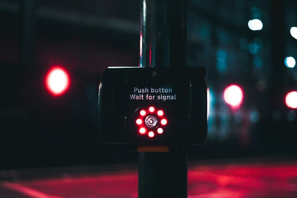 a stop light with red lights